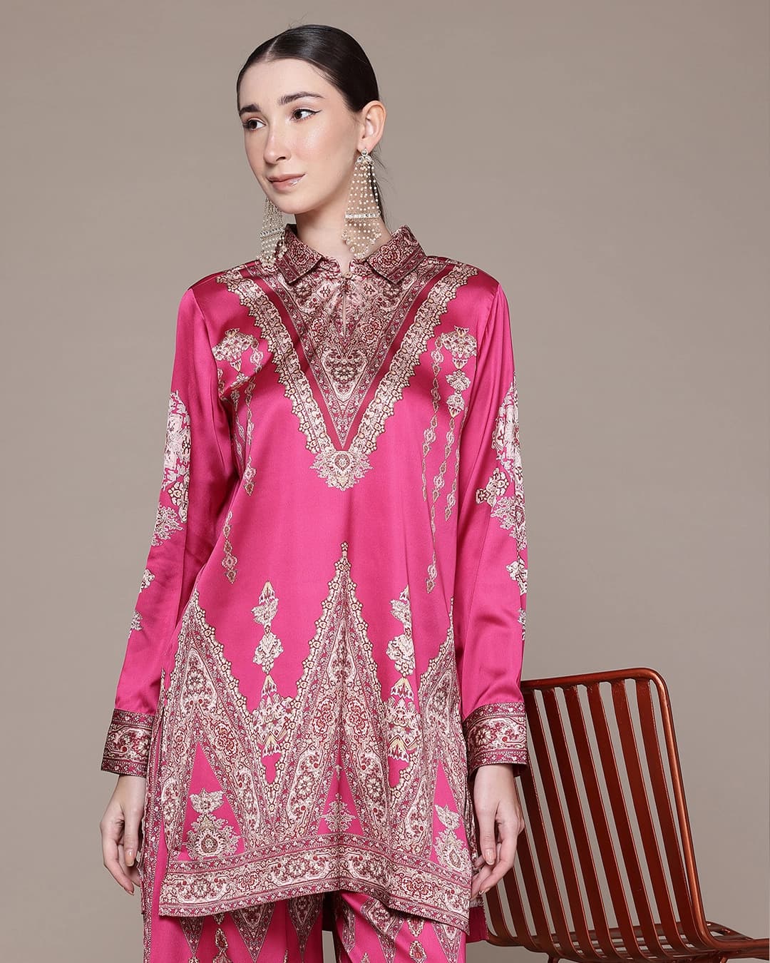 Fushia Caspian Carpet Cord Set