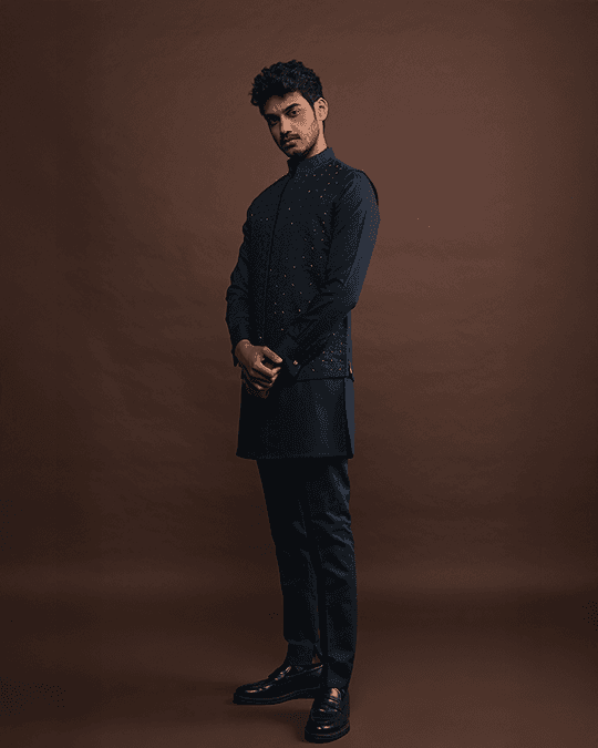 twilight embroidered bandi with matching kurta pajama